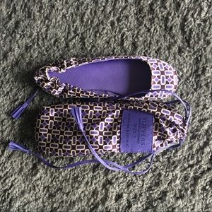 ⚡️SALE⚡️100% Silk Banana Republic Slippers